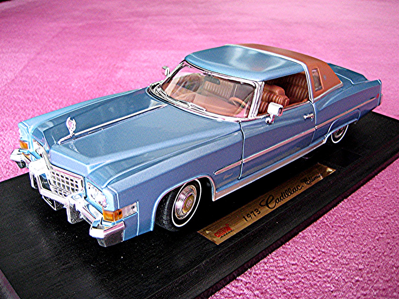 1:18 Cadillac Eldorado V8 Coupe blau 1973