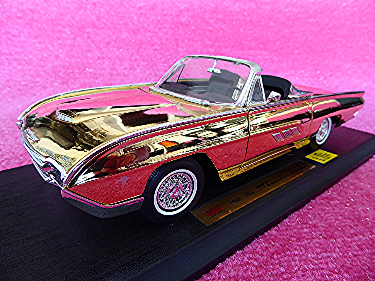 Ford Thunderbird Roadster gold 1963