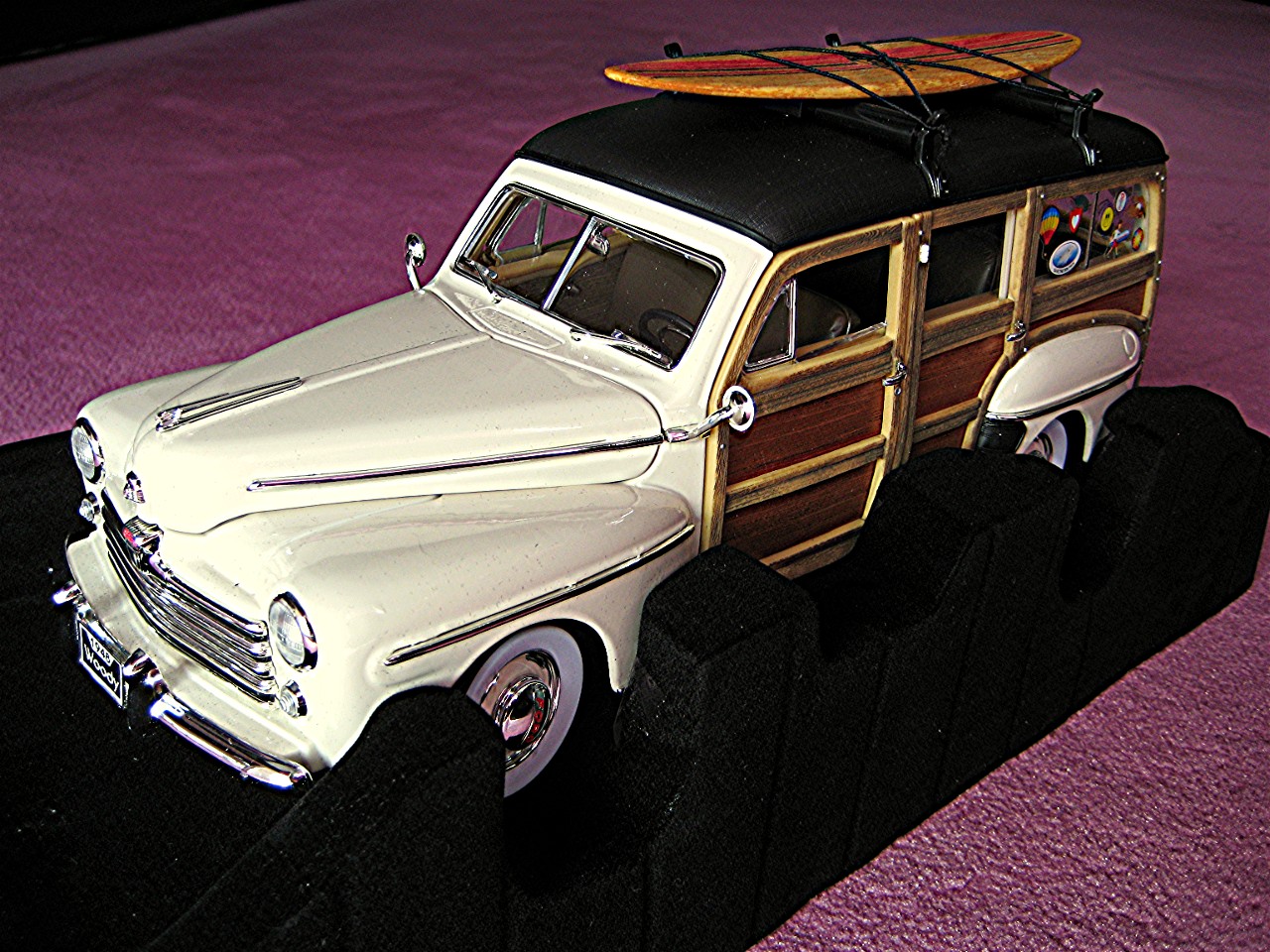 Ford Woody creme 1948