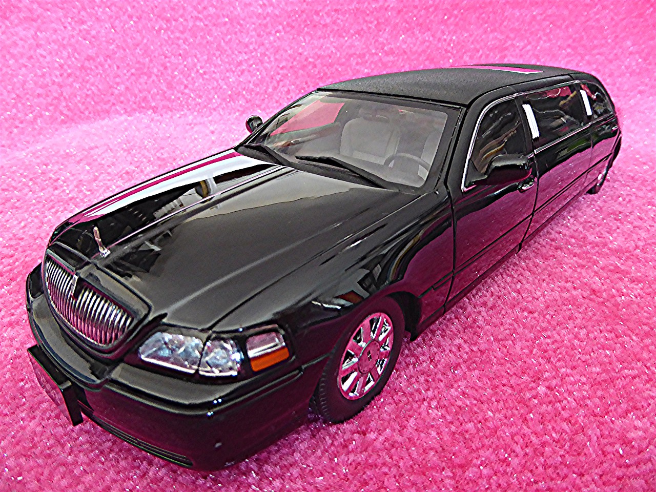 Lincoln Town Car schwarz 2003