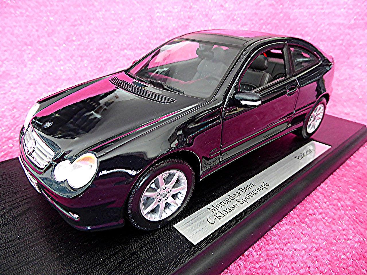 1:18 Mercedes 180 C Sportcoupe schwarz 2002