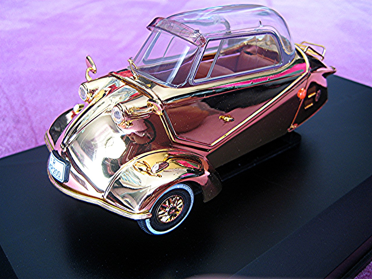 Messerschmitt KR200 gold 1957