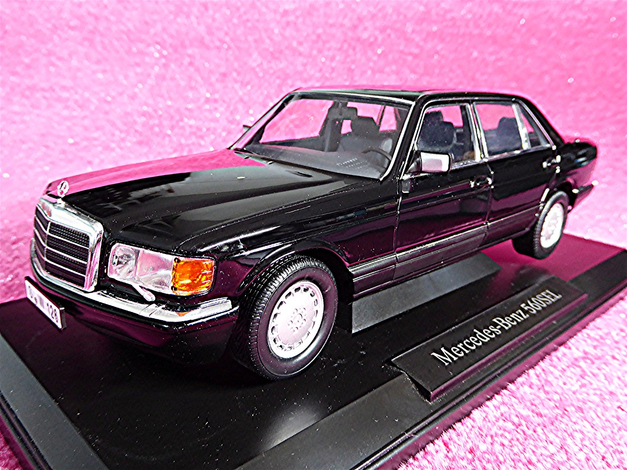 Mercedes 560 SEL schwarz 1988