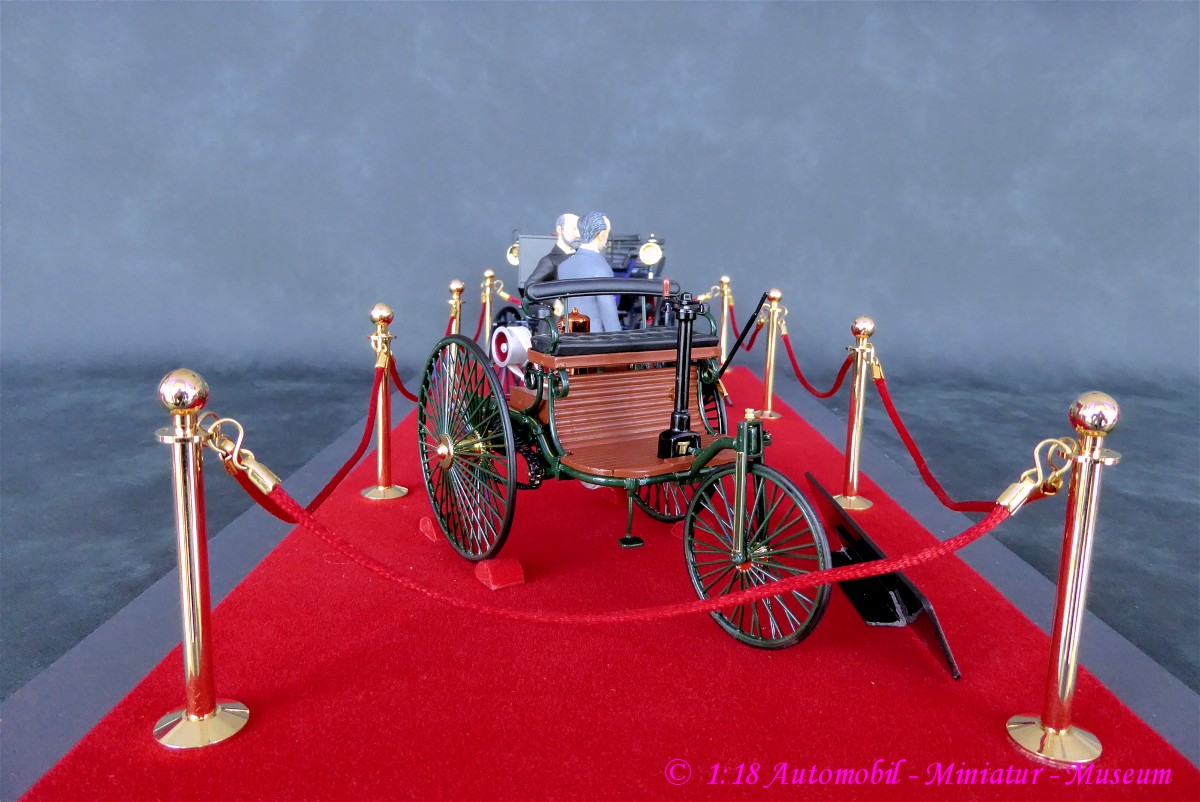 1:18 Benz Patent Motorwagen 1886 - Karl Benz & Daimler Motorkutsche 1886 - Gottlieb Daimler