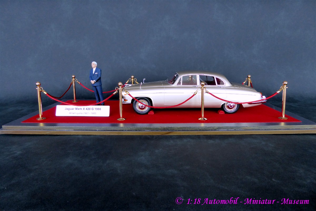 1:18 Jaguar Mark X 420 G 1966 - William Lyons