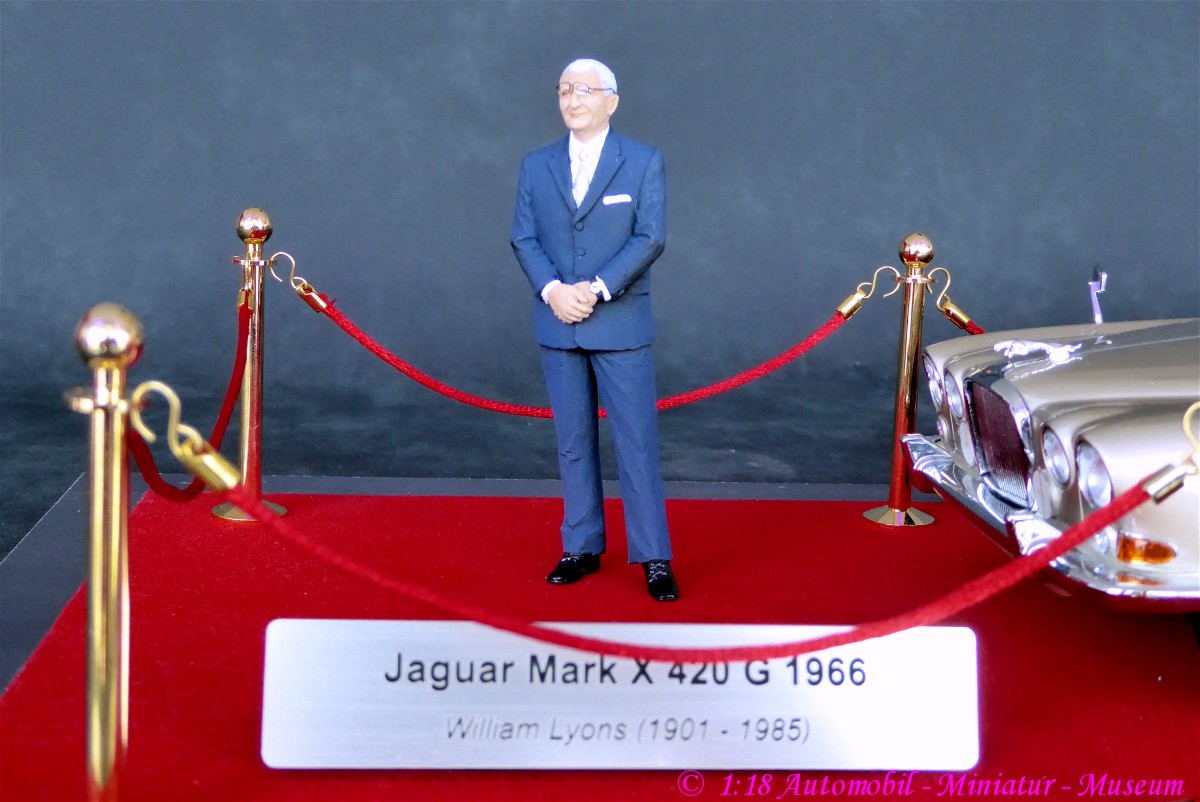 1:18 Jaguar Mark X 420 G 1966 - William Lyons
