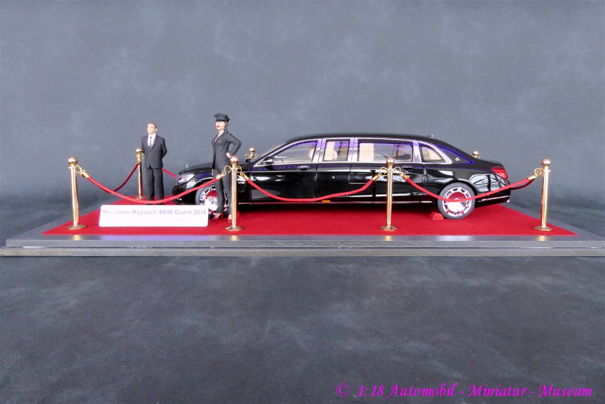 1:18 Mercedes-Maybach S600 Guard 2016 - Wladimir Putin Prsident